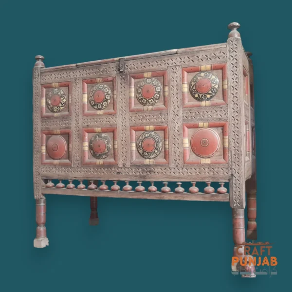 sawati doli(high chest box)
